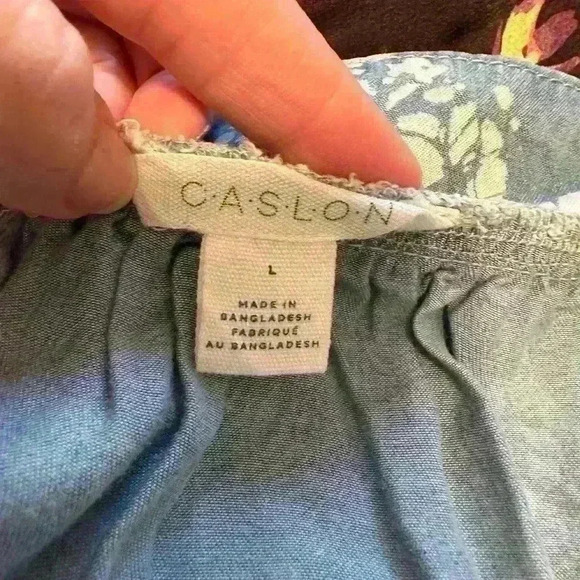 CASLON Blue With White Pattern Top Size Large NWT - Picture 4 of 8